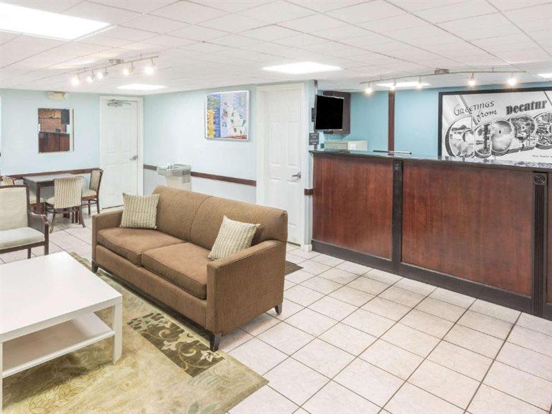Super 8 By Wyndham Decatur/Lithonia/Atl Area Motel Luaran gambar