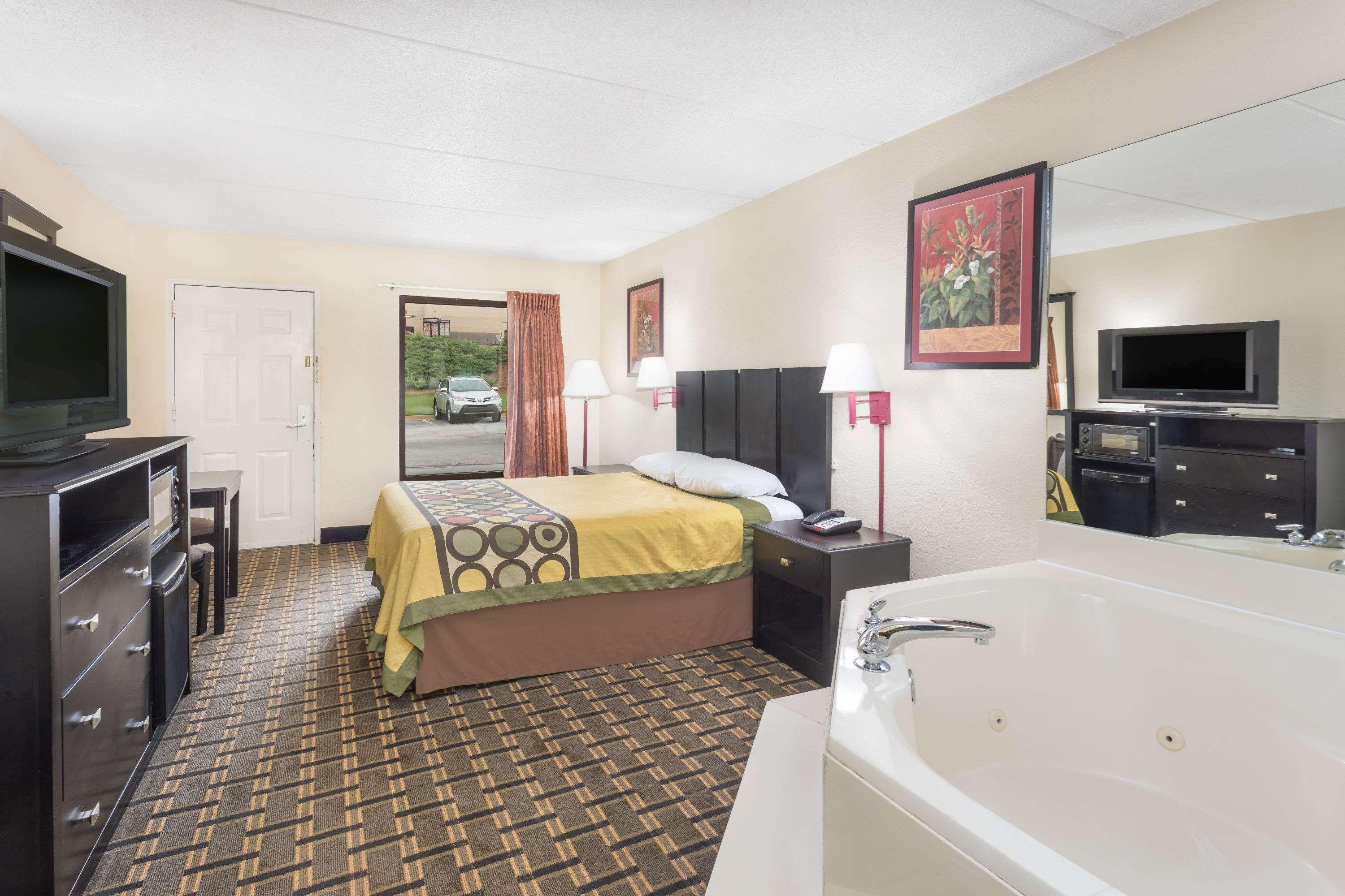 Super 8 By Wyndham Decatur/Lithonia/Atl Area Motel Luaran gambar